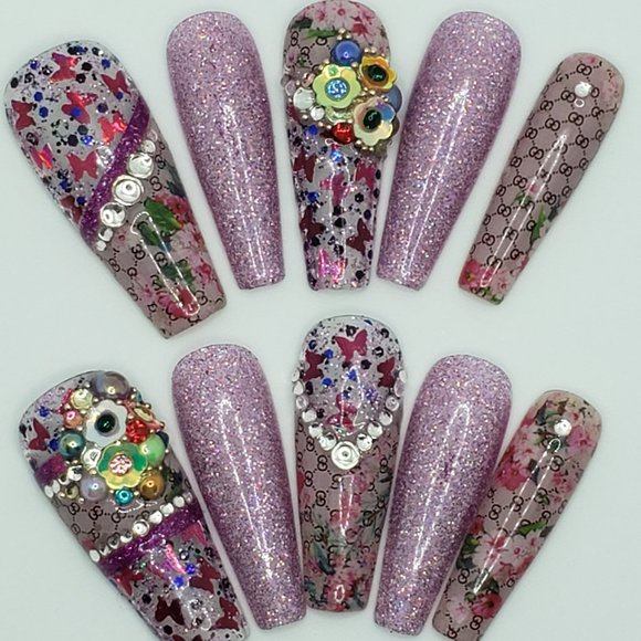 Press On Nails - Picture 3 of 6